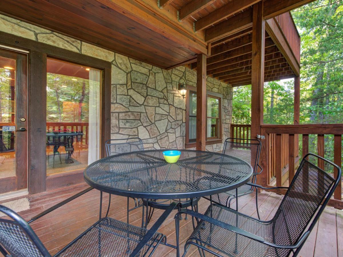 Above The Clouds, 4 Bedrooms, Pool Access, Private, Gaming, Sleeps 16 Gatlinburg Exterior photo