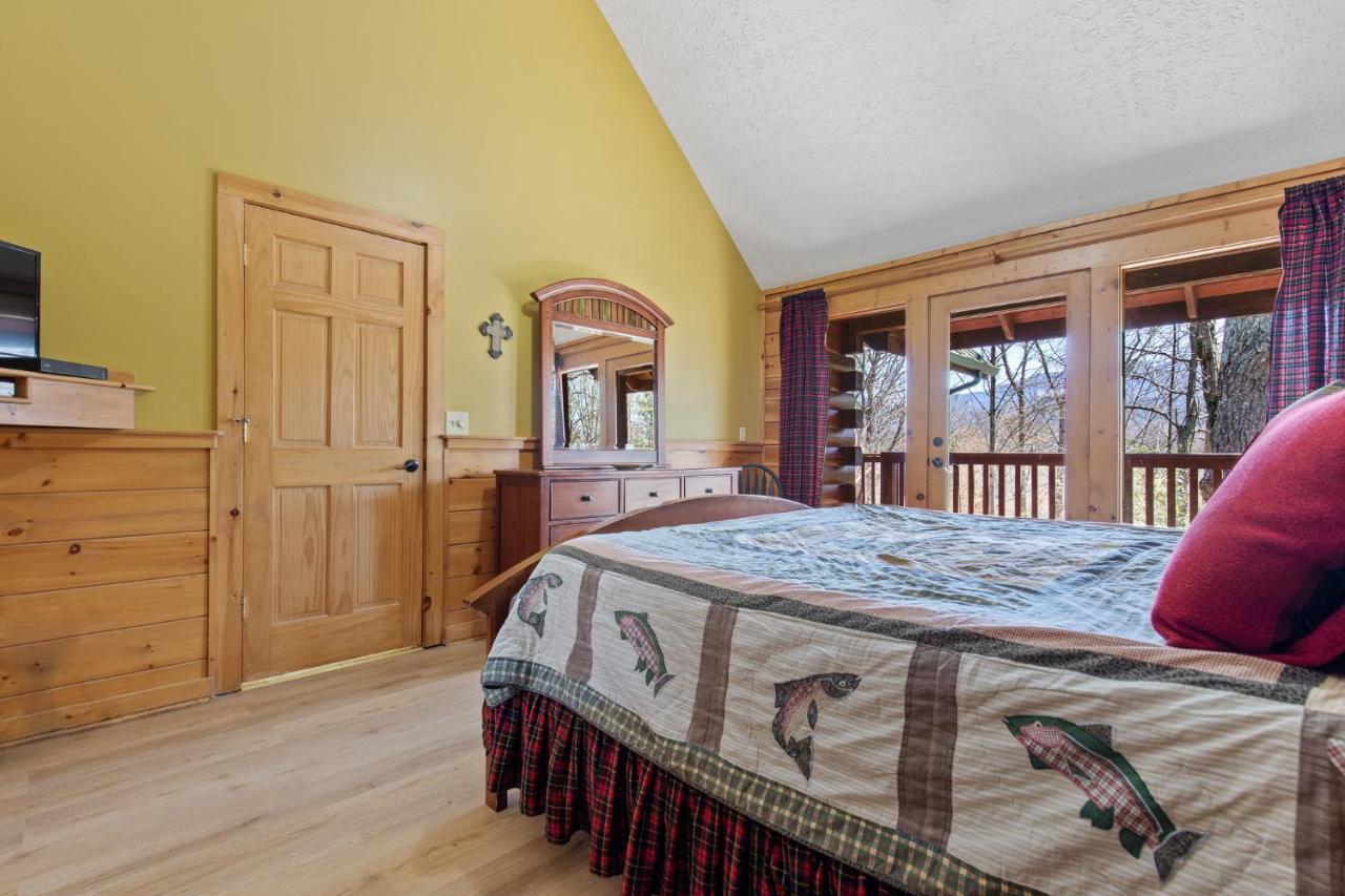 Above The Clouds, 4 Bedrooms, Pool Access, Private, Gaming, Sleeps 16 Gatlinburg Exterior photo